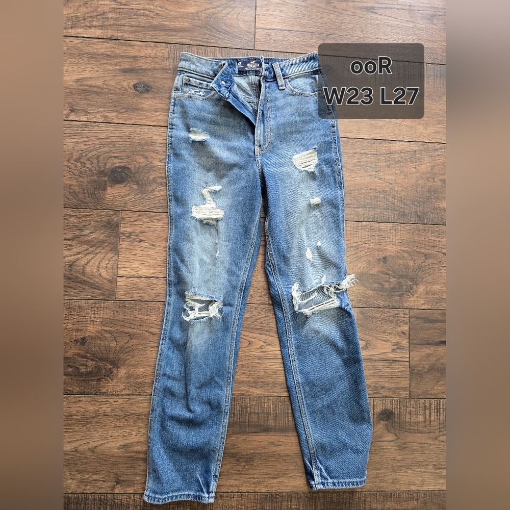 Distressed Hollister Jeans